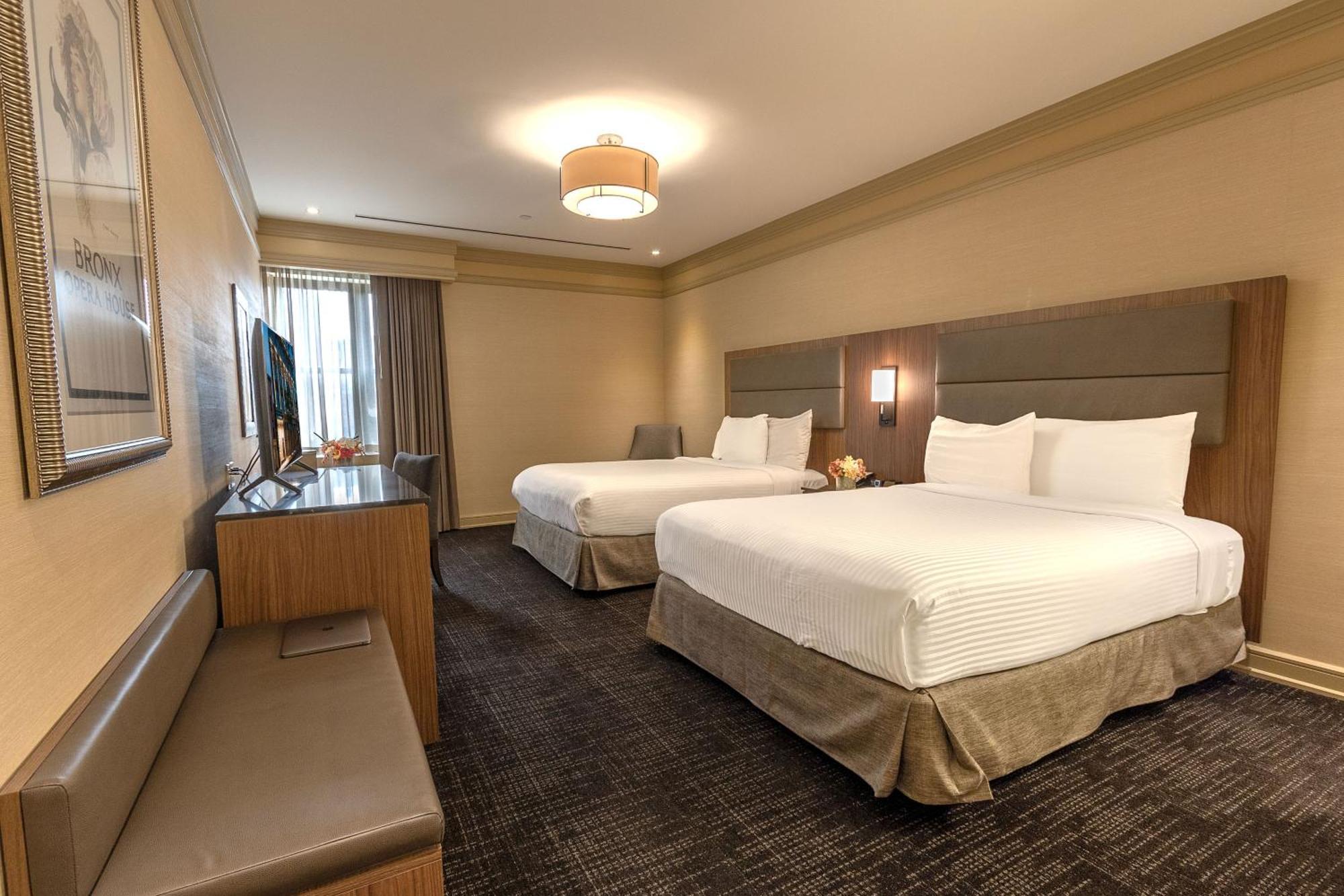 Opera House Hotel New York Exterior photo